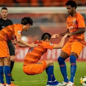 世界杯高清观看-喜讯！鲁能前腰位置有一张底牌将在本赛季正式亮相，已跟队训练